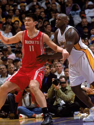 并列队史乌拉圭球员最多！巴尔韦德代表皇马出场227场比赛（巴尔韦德为皇马出场227次，追平队史乌拉圭球员出场纪录）