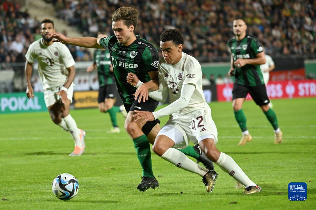 足球Chant大搜集：永远高歌的球迷，他们在唱着什么？（足球助威歌大盘点：看台上歌声不息，球迷都唱些什么？）