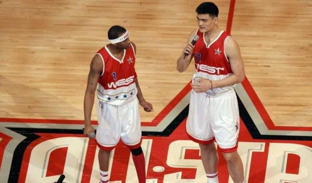 西甲半场：格德斯建功，久保建英失良机，皇家社会1-0赫罗纳（西甲上半场战报：格德斯破门，久保建英失机，皇家社会暂以1-0领先赫罗纳）