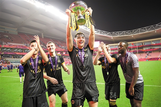 活塞进入重建阶段动作频繁（活塞开启重建模式，动作不断）