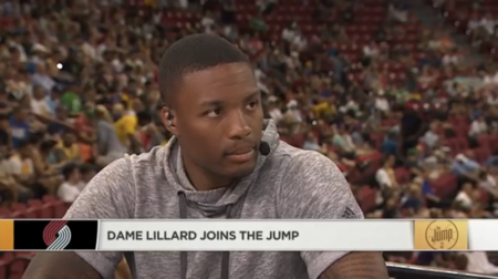 打入一球，费尔明当选巴萨回归诺坎普首战全场最佳球员（费尔明破门，荣膺巴萨重返诺坎普首战全场最佳）