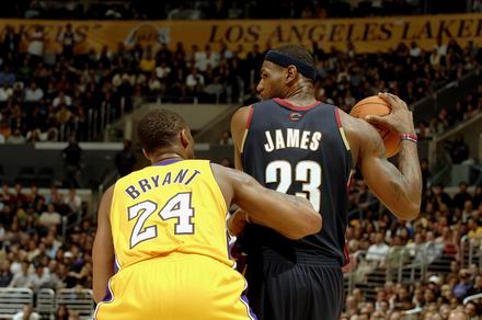 刘军帅晒海牛队与远征军合照：又在末轮完成目标，祝未来可期（刘军帅分享海牛队与远征军合影：末战再兑现目标，盼前路可期）