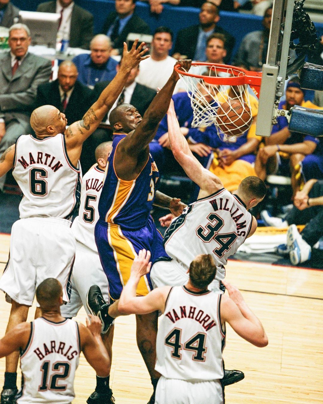 汉密尔顿：最喜欢内马尔和维尼修斯；欣赏梅西的技术（汉密尔顿自曝最喜欢内马尔和维尼修斯，称赞梅西技术精湛）