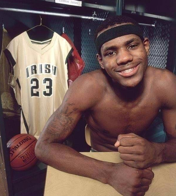 官方：川超联赛放弃版权保护，人人皆可参与传播创作（官方宣布：川超联赛不设版权限制，公众可自由传播与创作）