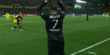 记者：恩昆库在冬窗的未来值得关注；米兰会和经纪人谈莱万